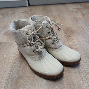 Sperry Saltwater Wool Duck Boots Size 8.0 Cream/Oatmeal